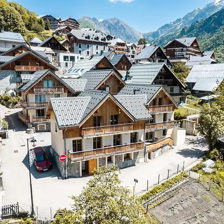 Des Cousins: Fantastic Alpine Vaujany