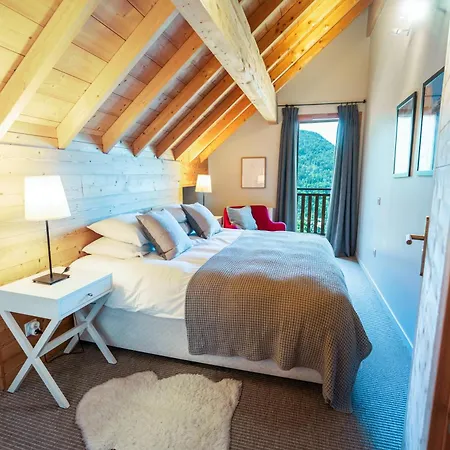 Des Cousins: Fantastic Alpine Vaujany